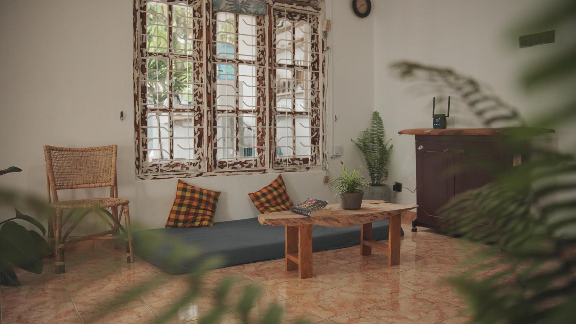 Dreamy Surf House Hotell Weligama Exteriör bild