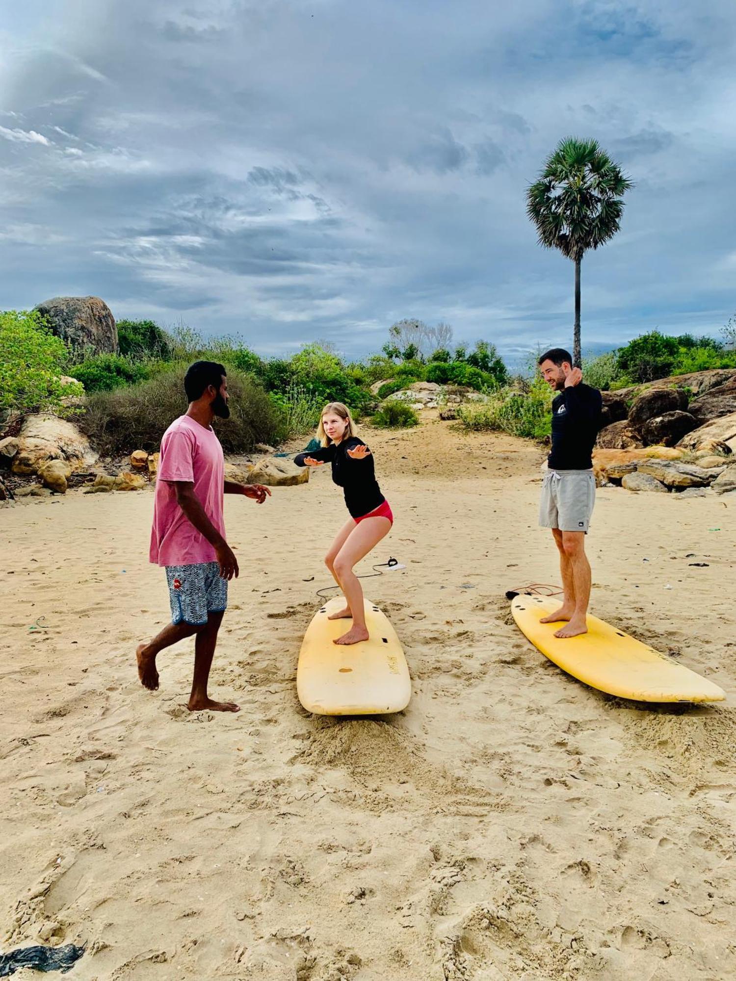 Dreamy Surf House Hotell Weligama Exteriör bild